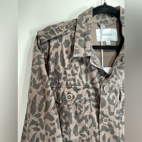 NWT PISTOLA Women's Leopard Print Jacket Brown Pockets Shacket Size Medium - Picture 4 of 11